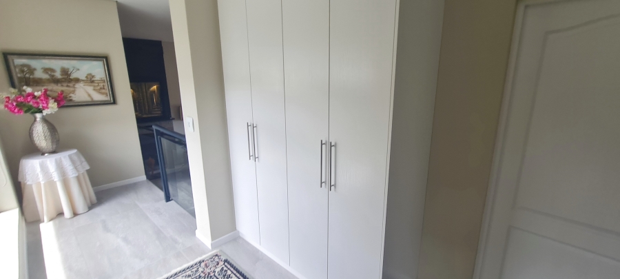 3 Bedroom Property for Sale in Village On Sea Western Cape